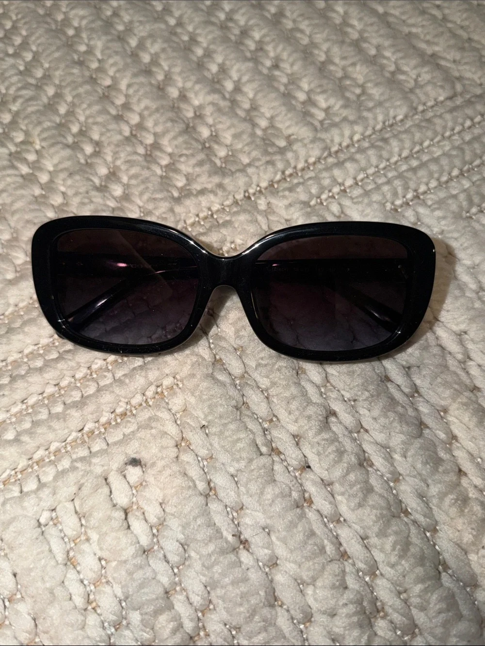 Coach Women's Sunglasses with Branded Case (NEW)